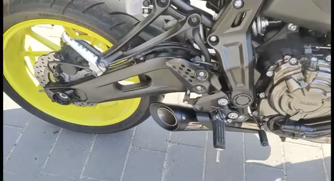 ismetimo sistema yamaha mt07 xsr700 r7 duslintuvas. Vaizdas iš motociklo Yamaha MT07
