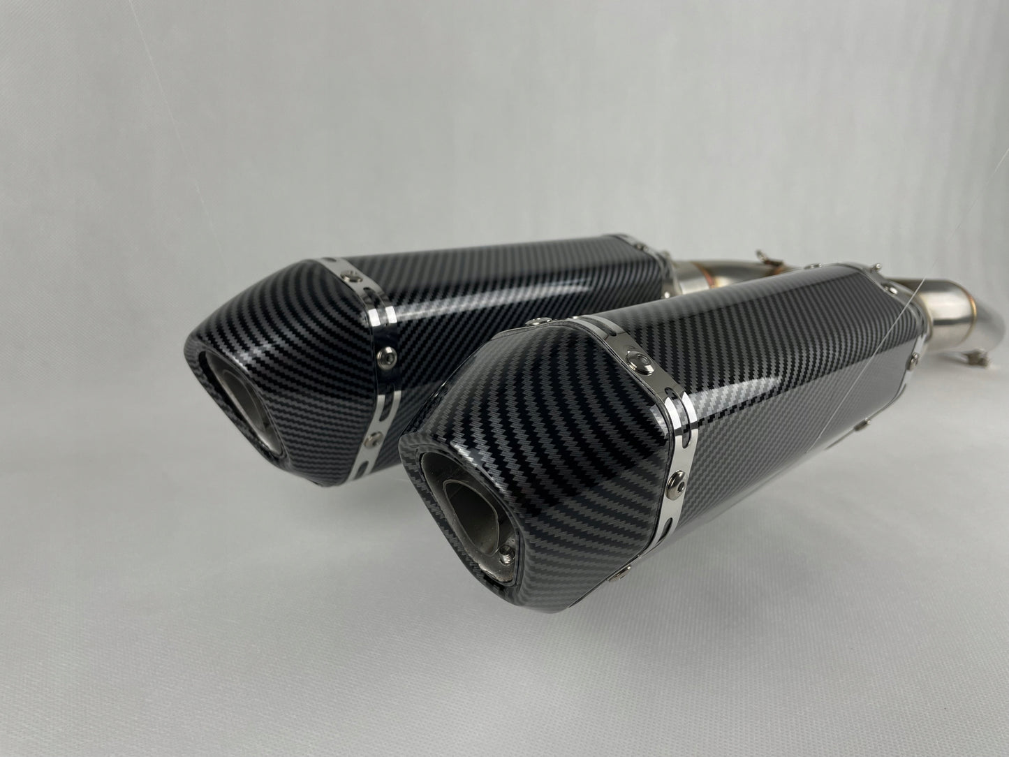 Yamaha FZ6 S1/S2, FZ6N, FZ6S, FZ6 Fazer 2004-2010 išmetimo sistema. Sodrus garsas, agresyvus dizainas Yamaha motociklui